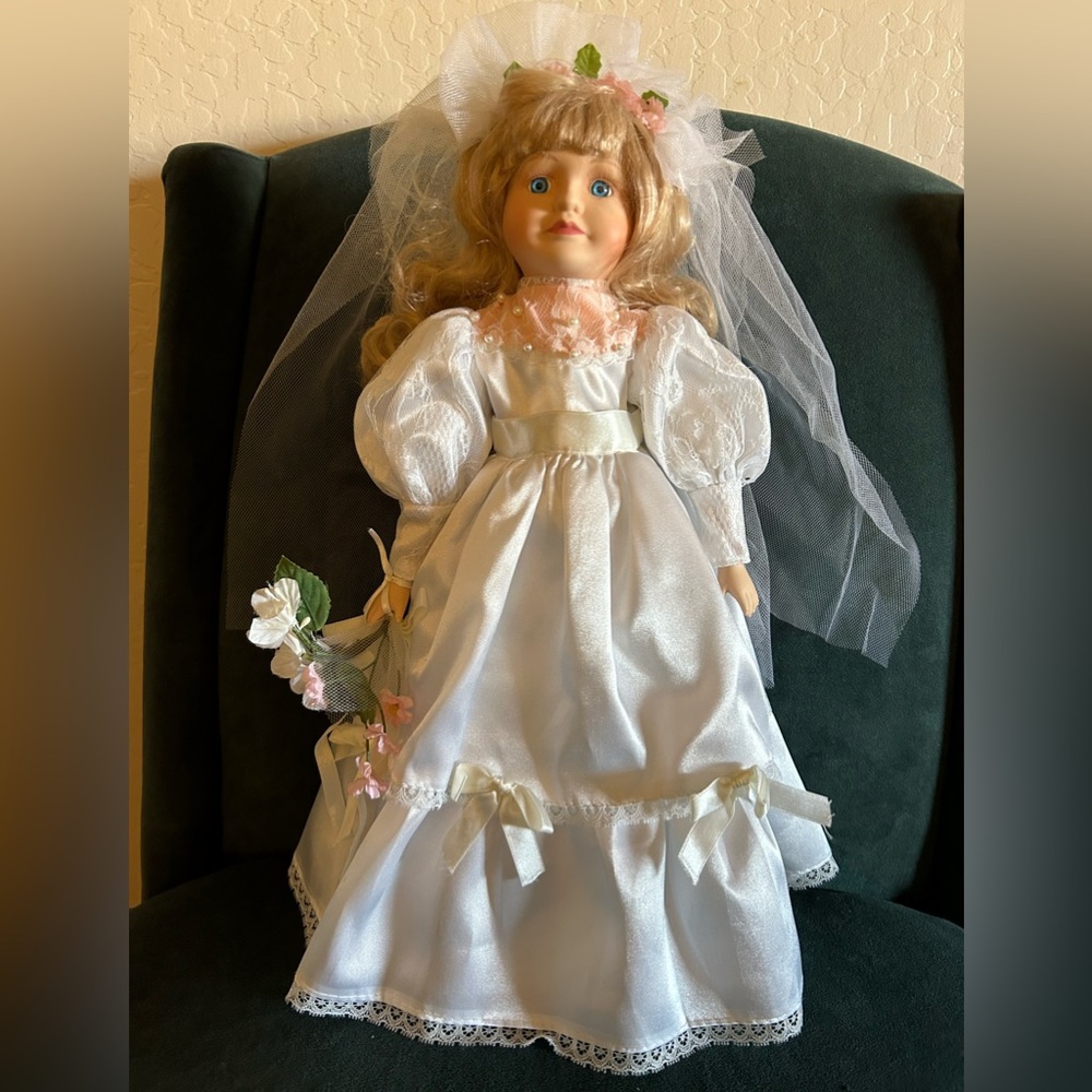 SALE GORGEOUS VINTAGE PORCELAIN BRIDE DOLL WITH STAND VEIL, BOUQUET/TIE SHOES
